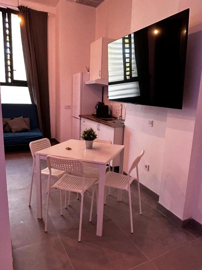 Apartamento deluxe SEVILLA CENTRO con PISCINA CLIMATIZADA PRIVADA Esterno foto