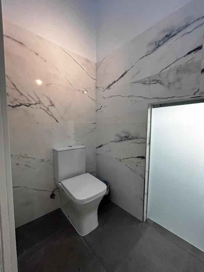Apartamento deluxe SEVILLA CENTRO con PISCINA CLIMATIZADA PRIVADA Esterno foto