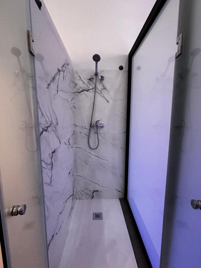 Apartamento deluxe SEVILLA CENTRO con PISCINA CLIMATIZADA PRIVADA Esterno foto